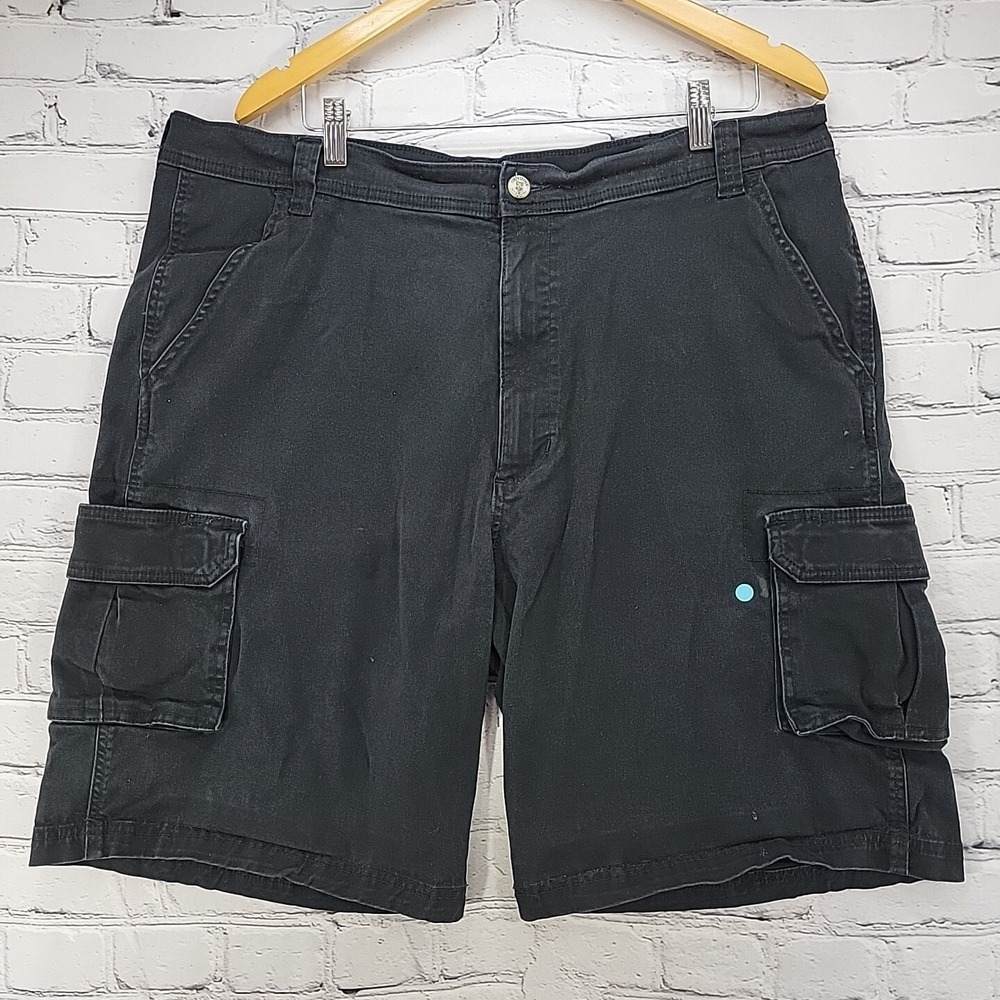 Wrangler Cargo Shorts Mens sz 40 Black Flaw